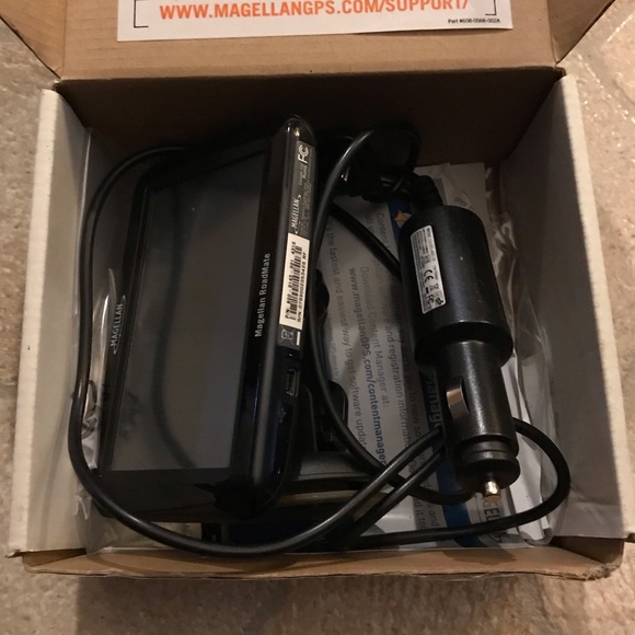 Magellan GPS - Picture 8 of 8